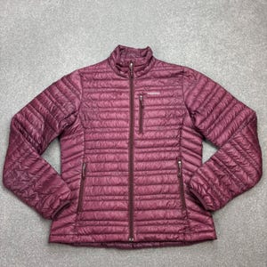 Patagonia Jacket Womens Small Purple Ultralight Puffer Goose Down Insulated Lady