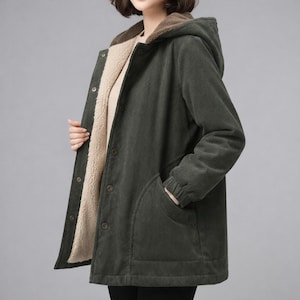 Women Corduroy Jacket with Fleece Lining, Warm Hooded Fall Winter Coat,Casual Button Down Corduroy Outerwear,Cozy Plus Size Jacket for Women