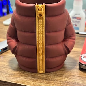 3D Printed Puffer Jacket Can Holder | Novelty Beer & Soda Koozie