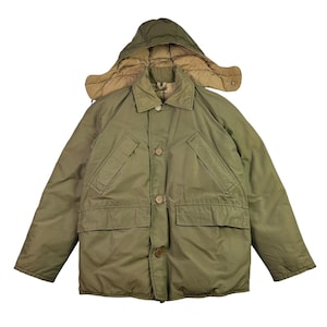 Vintage 1960s Eddie Bauer Blizzard Proof Down Jacket Size M/L